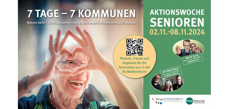Eine ältere Dame mit grauem Kurzhaarschnitt bildet mit beiden Händen ein Herz und schaut mit dem rechten Auge hindurch. Auf dem Plakat sind außerdem die Hinweise auf zwei Veranstaltungen und ein QR-Code zu sehen.