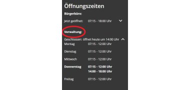 Auf der Startseite der Internetseite der Verbandsgemeinde Weißenthurm sind in der Fußzeile die Öffnungszeiten der Verwaltung angegeben.