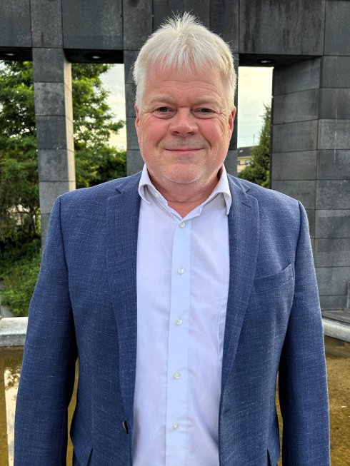 Porträtfoto von Stephan Schuth.